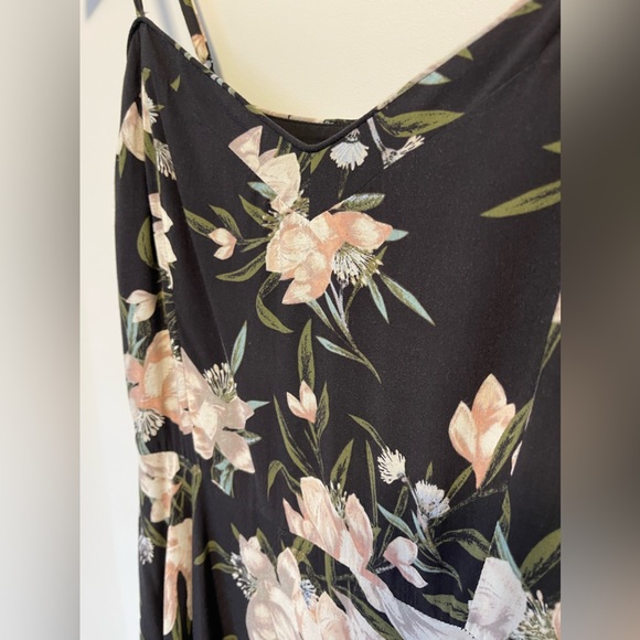 Aritzia - Talula Lipinski Skater Mini Dress - Size 6 - Black Floral - Picture 7 of 9